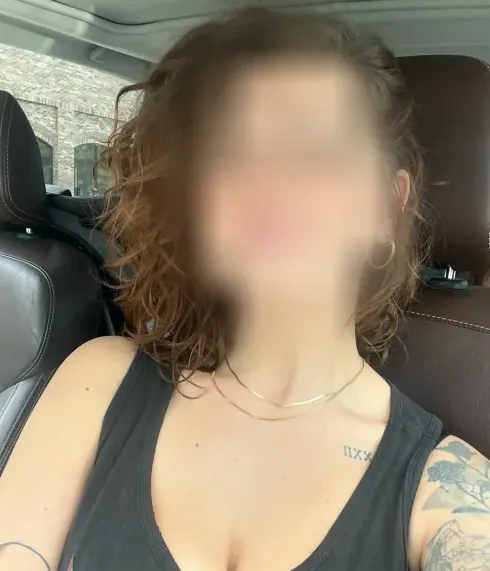 Chiara, 39