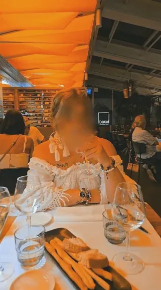 Greta, 39