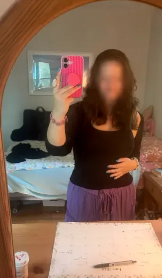 Rebecca, 27