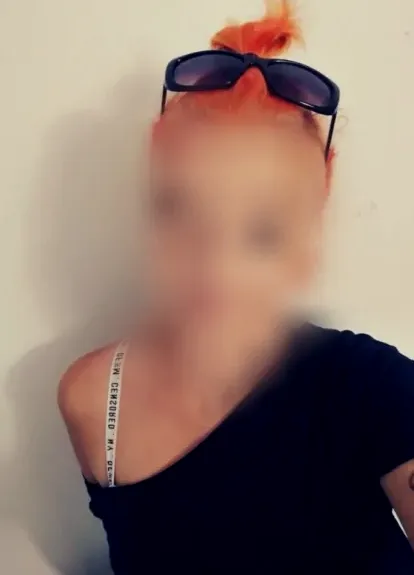 Stefanie, 35