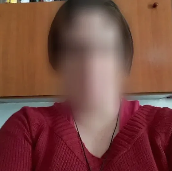 Stefanie, 40